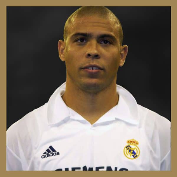 لباس اول رئال مادرید 2002-03