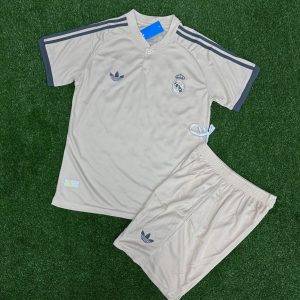 ست تمرینی رئال مادرید ۲۰۲۴