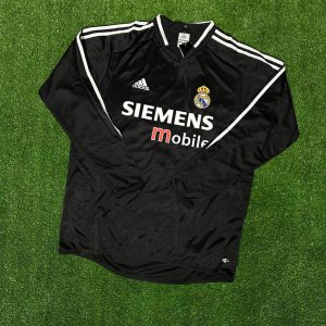 لباس دوم رئال 2004/2005