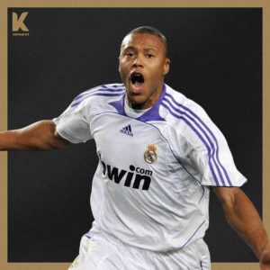 لباس اول رئال مادرید 2007-08